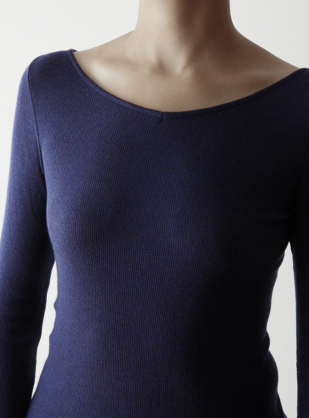 BILLIE -Double V-neck long sleeve-【Navy】