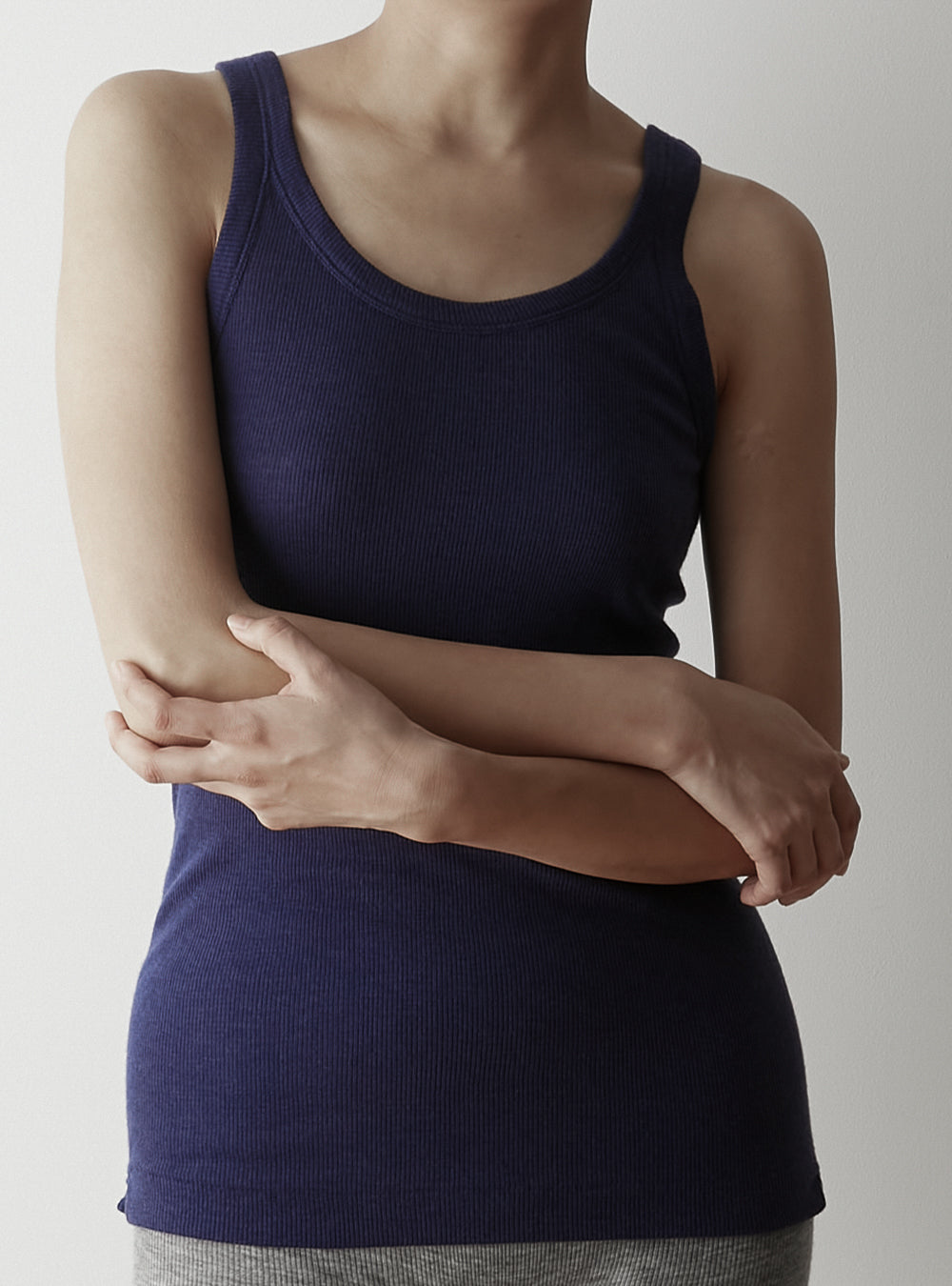 JESSE -Basic tank top-【Navy】