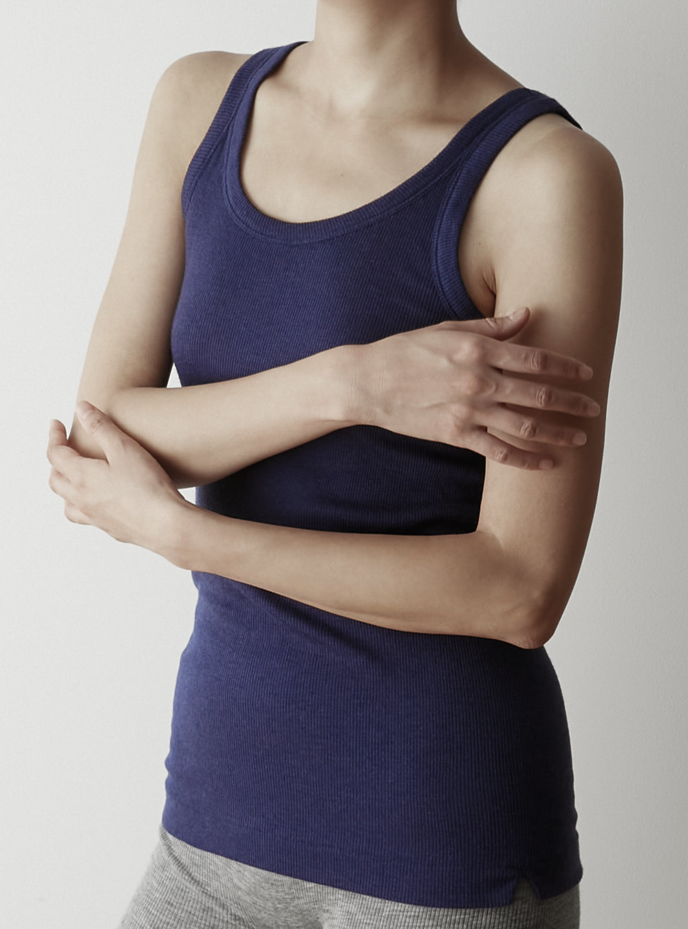 JESSE -Basic tank top-【Navy】