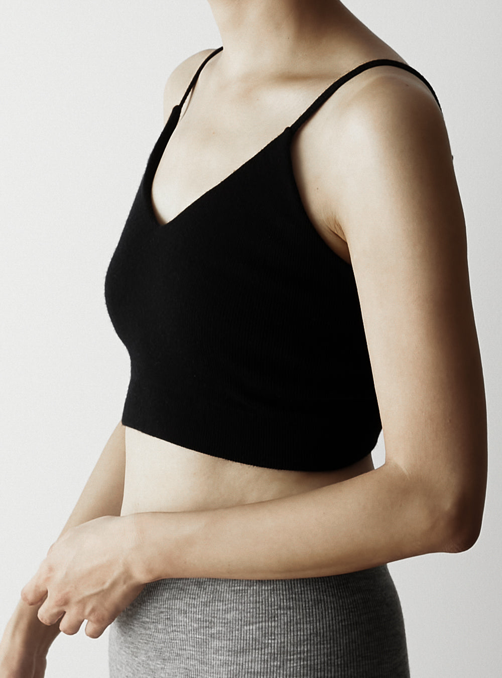 RUBY -Padded cami top-【Black】